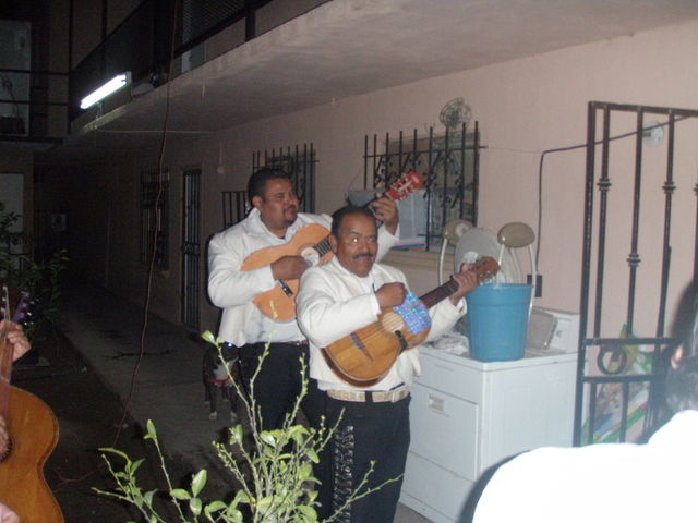 Sin Nombre